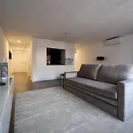 Palhotas - Palhotas * Braga